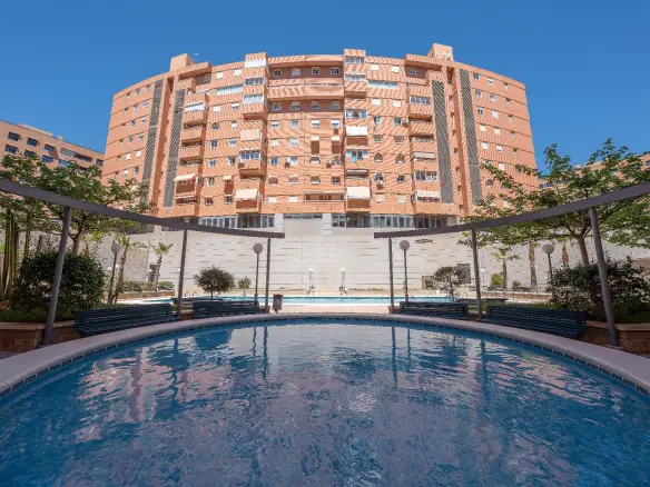 Flat Of 78 M² In Alicante, Spain