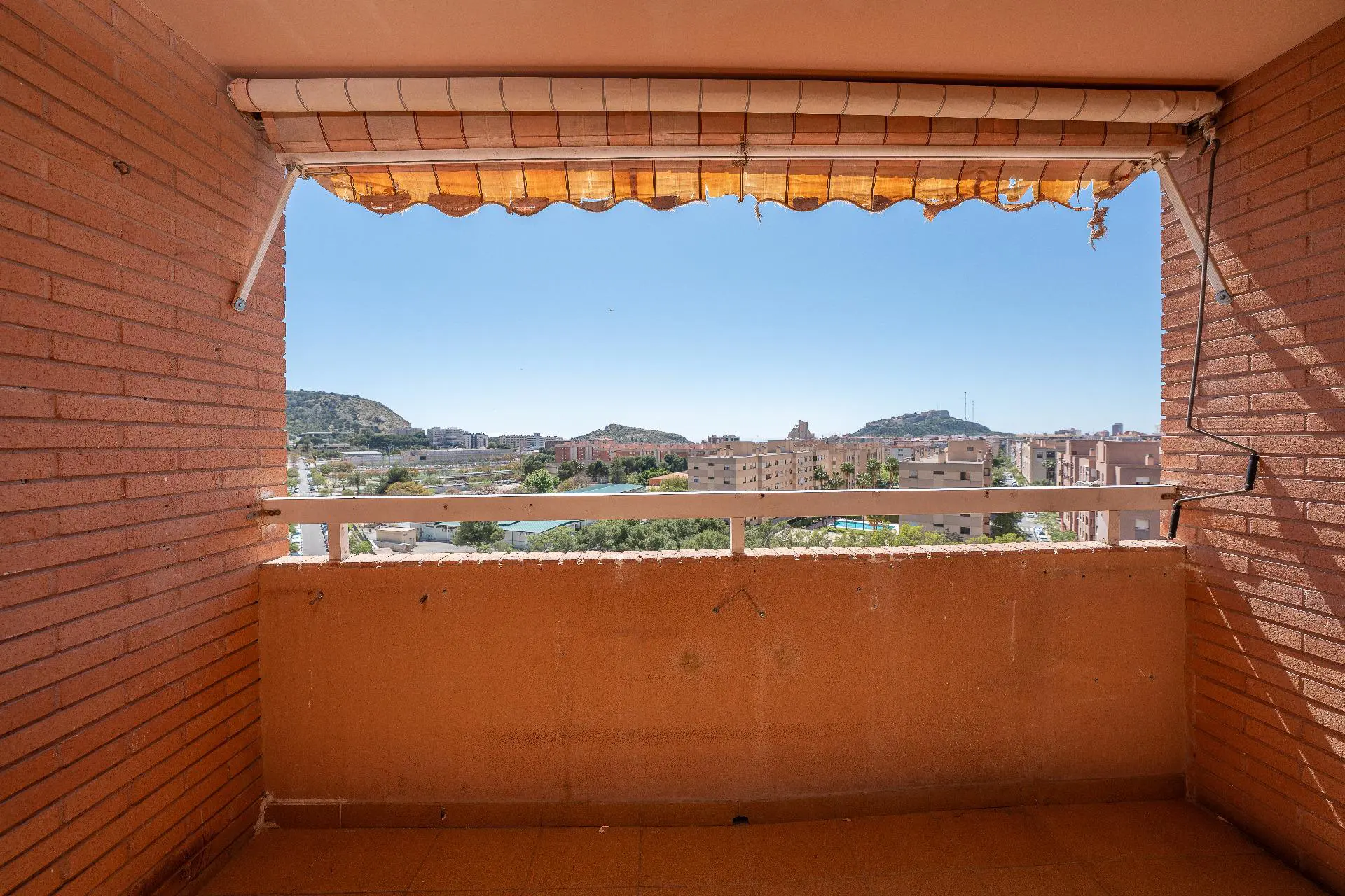 Flat Of 78 M² In Alicante, Spain