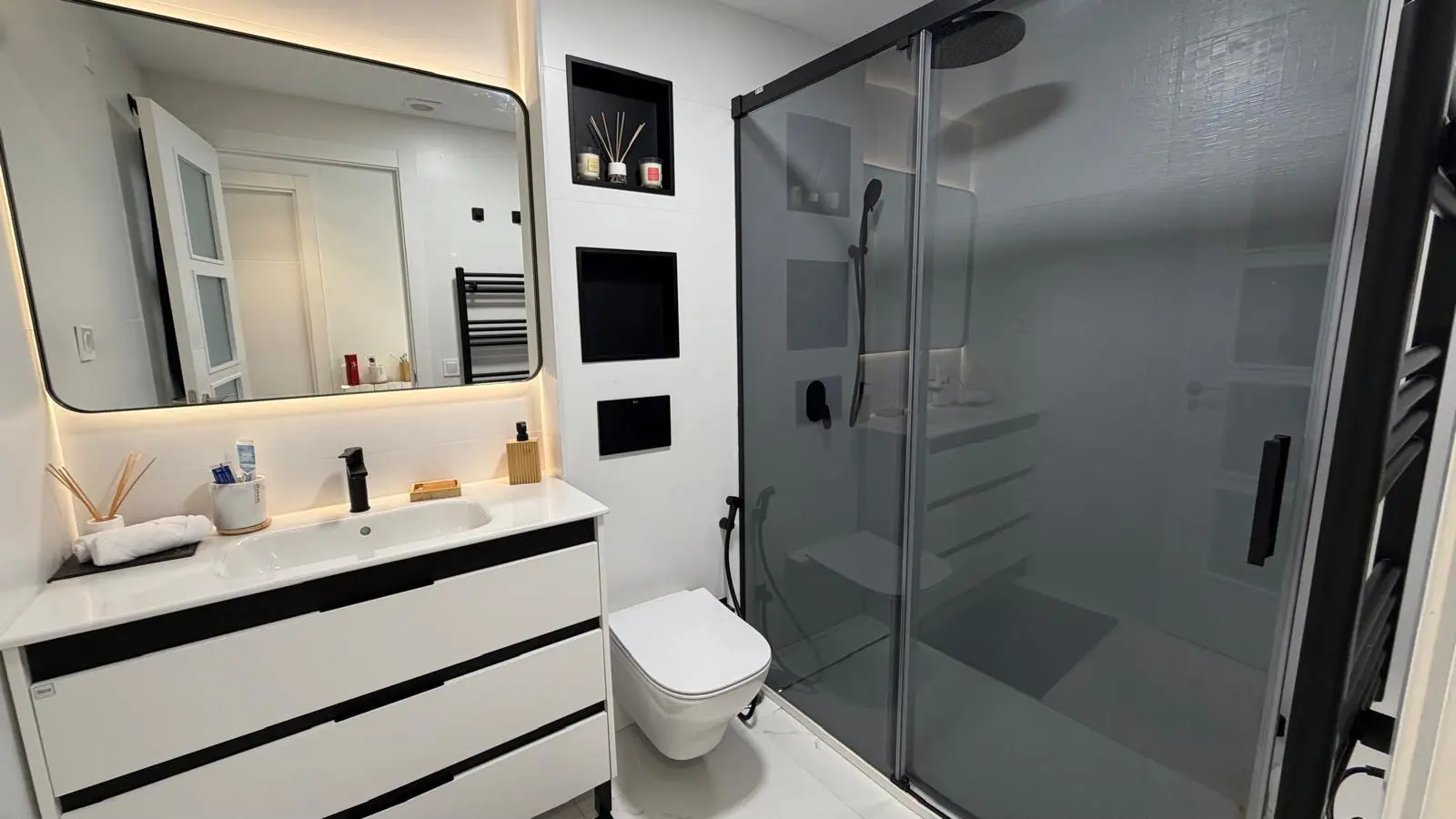 Flat Of 80 M² In Alicante, Spain