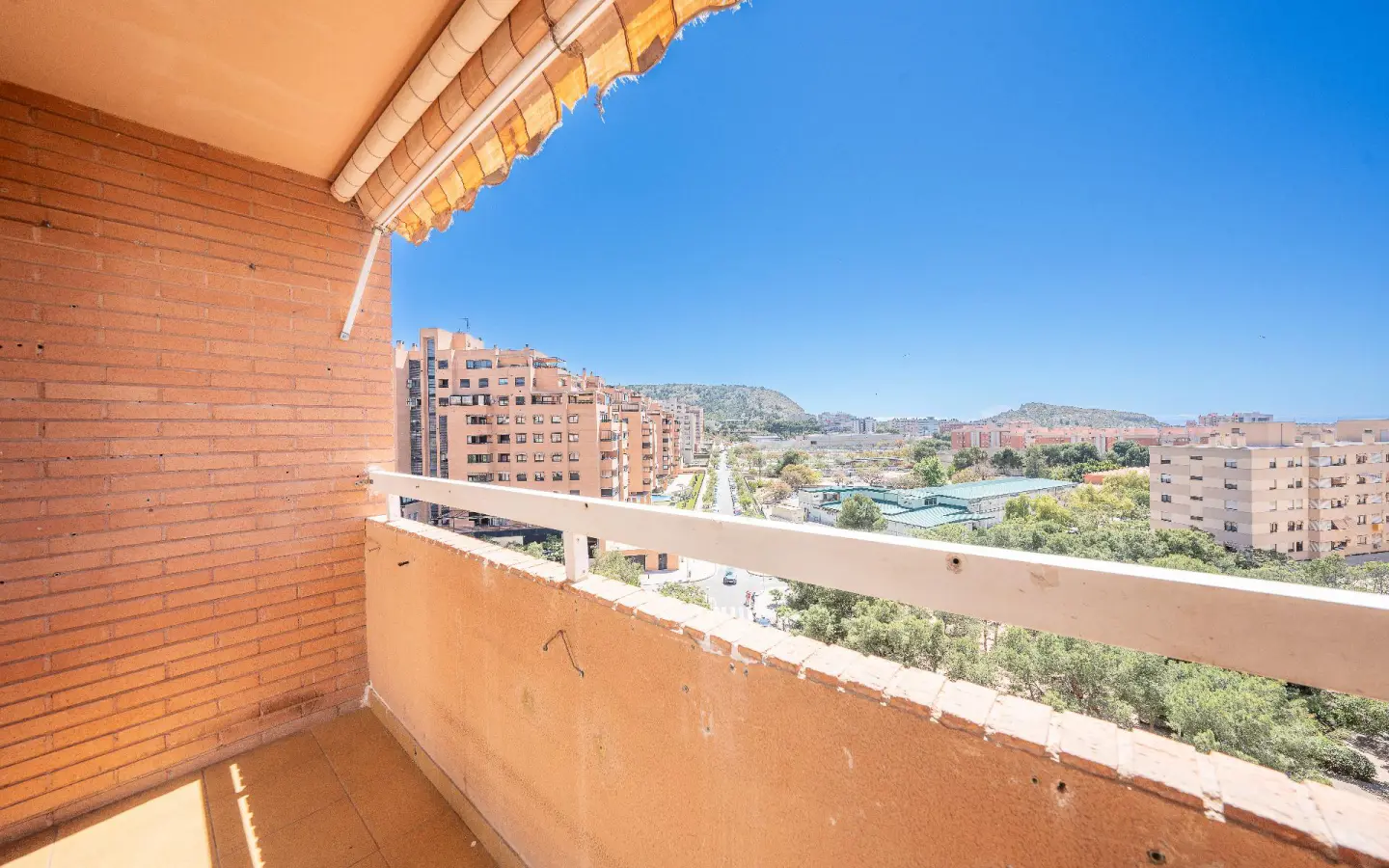 Flat Of 78 M² In Alicante, Spain