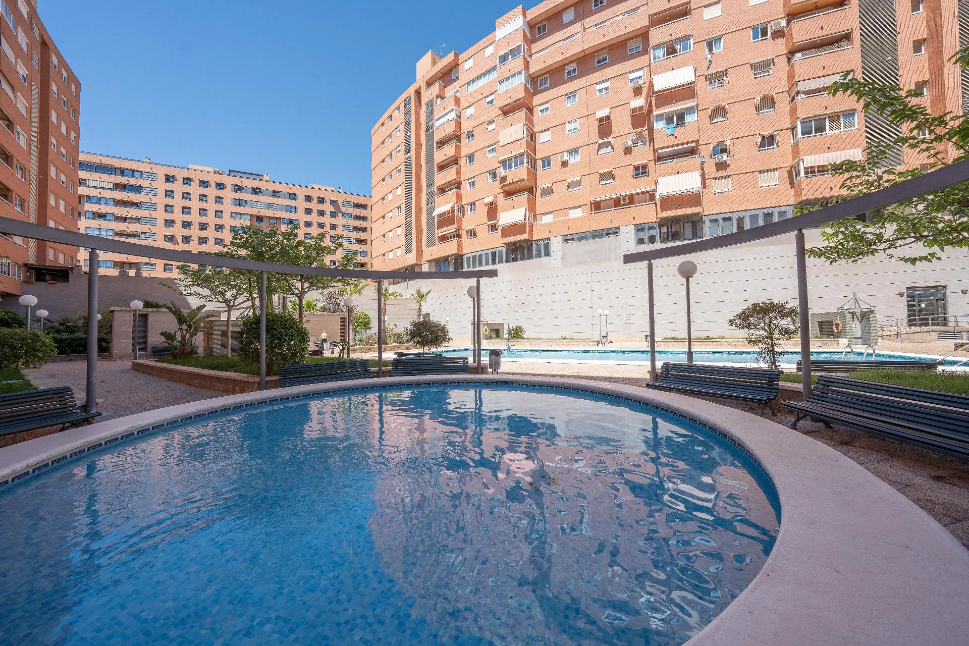Flat Of 78 M² In Alicante, Spain