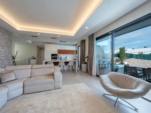 3-bedroom House In Finestrat, Spain (272 M²)