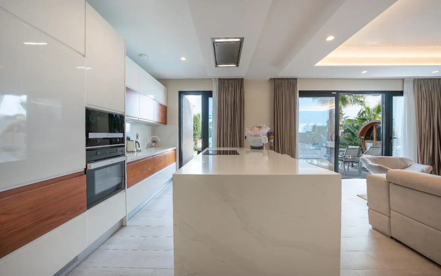 3-bedroom House In Finestrat, Spain (272 M²)