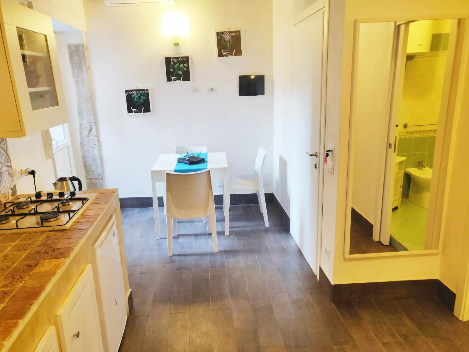Apartment Of 78 M² With Balcony And Parking In Cutali