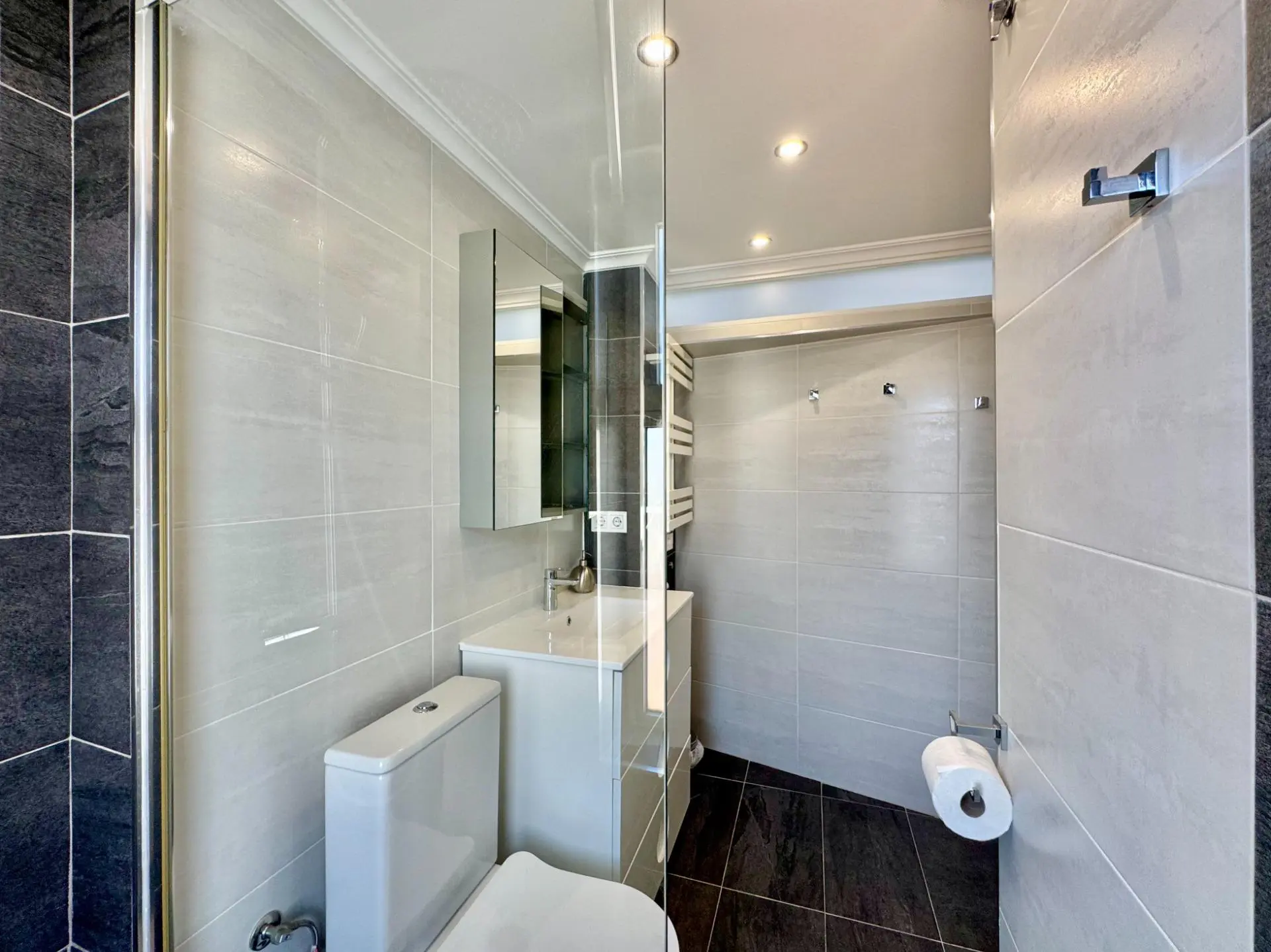 Apartment Of 89 M² With Features In Orihuela Costa, Spain