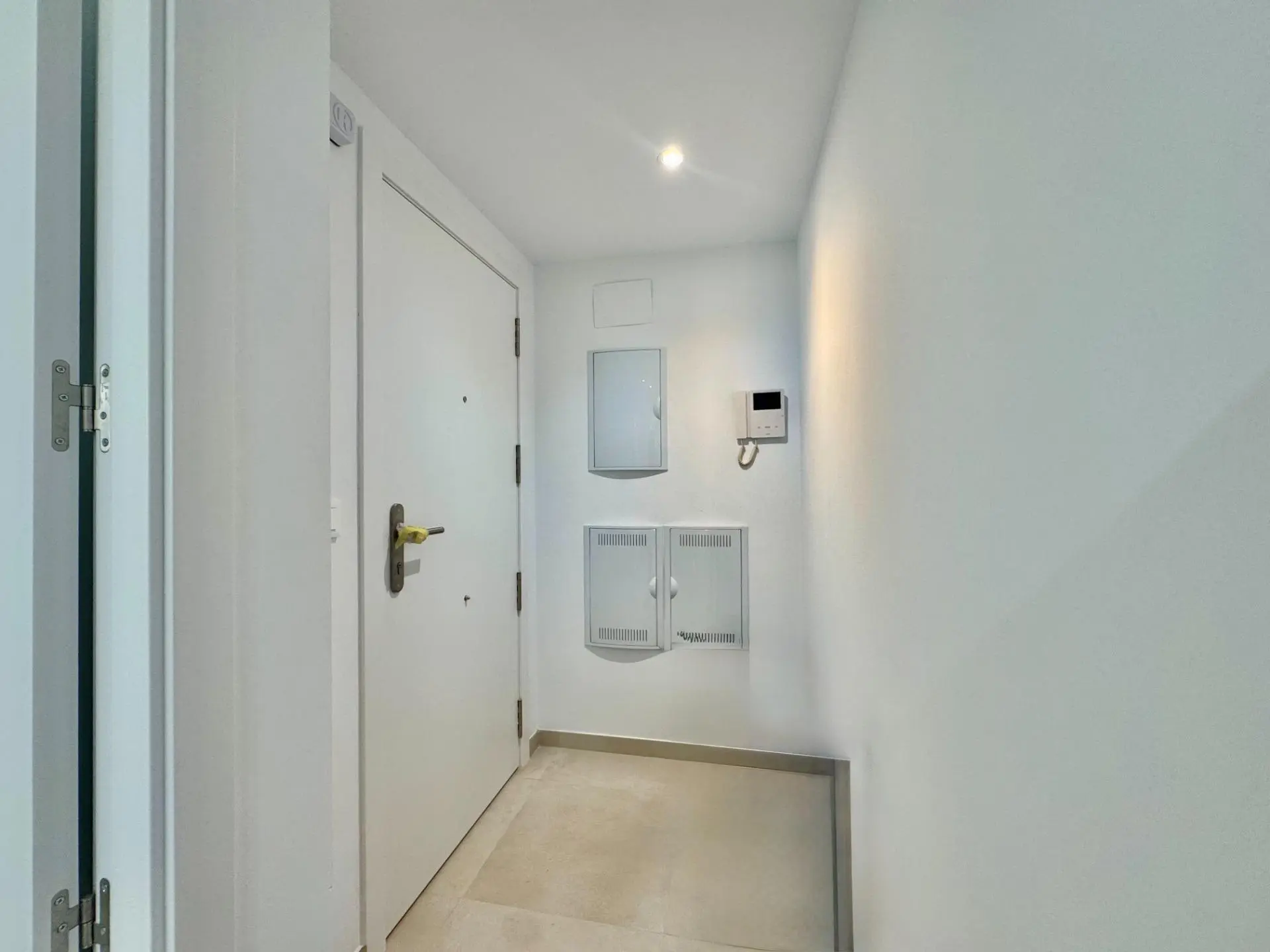 Apartment Of 120 M² In Alicante, Spain