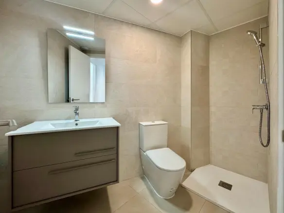 Apartment Of 120 M² In Alicante, Spain