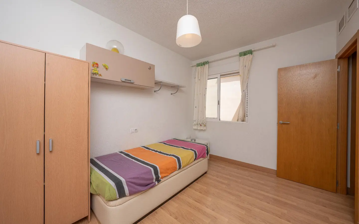 Flat Of 111 M² In Aspe, Spain