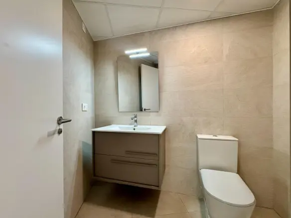 Apartment Of 120 M² In Alicante, Spain