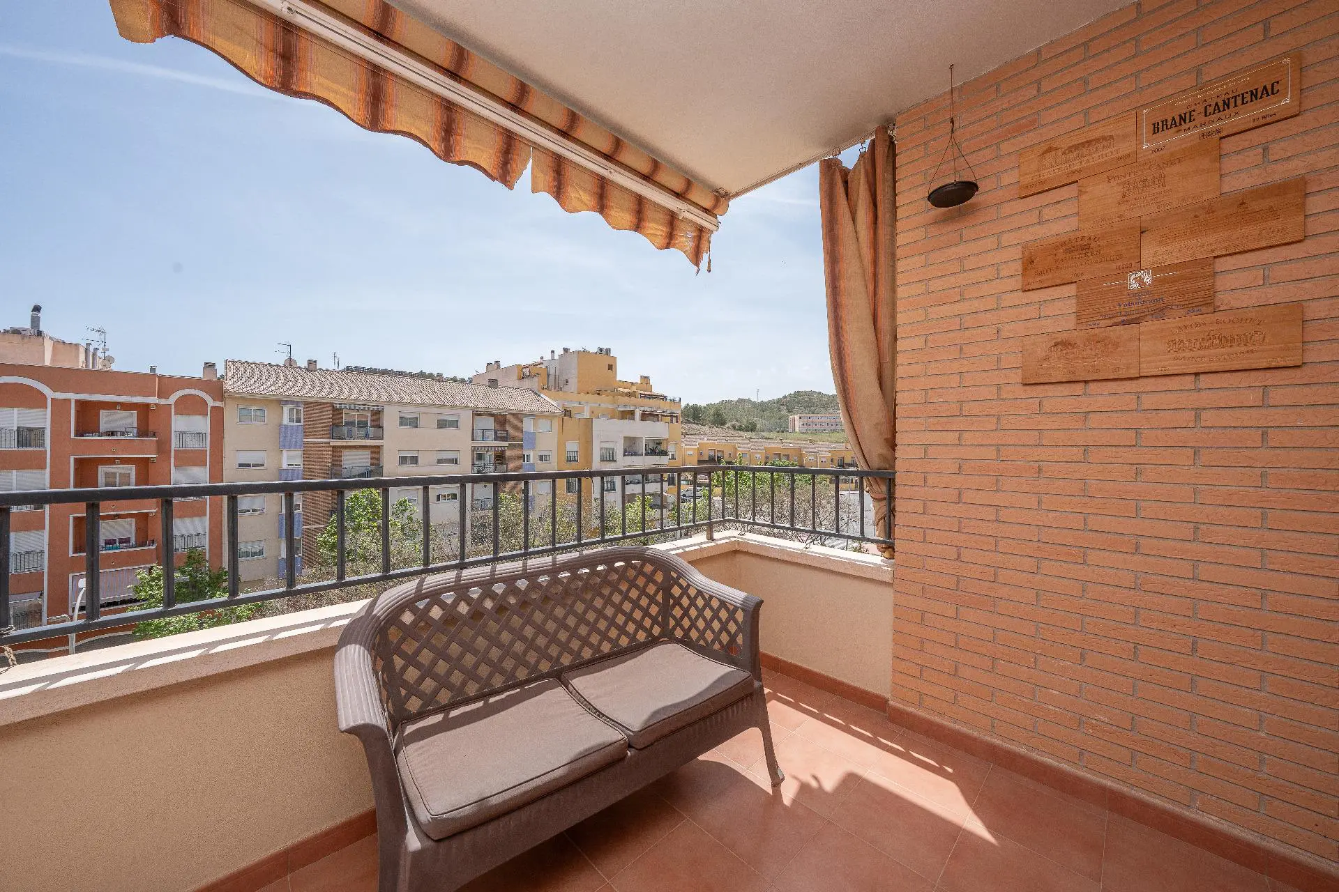 Flat Of 111 M² In Aspe, Spain