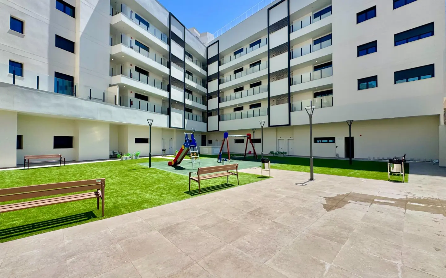 Apartment Of 120 M² In Alicante, Spain