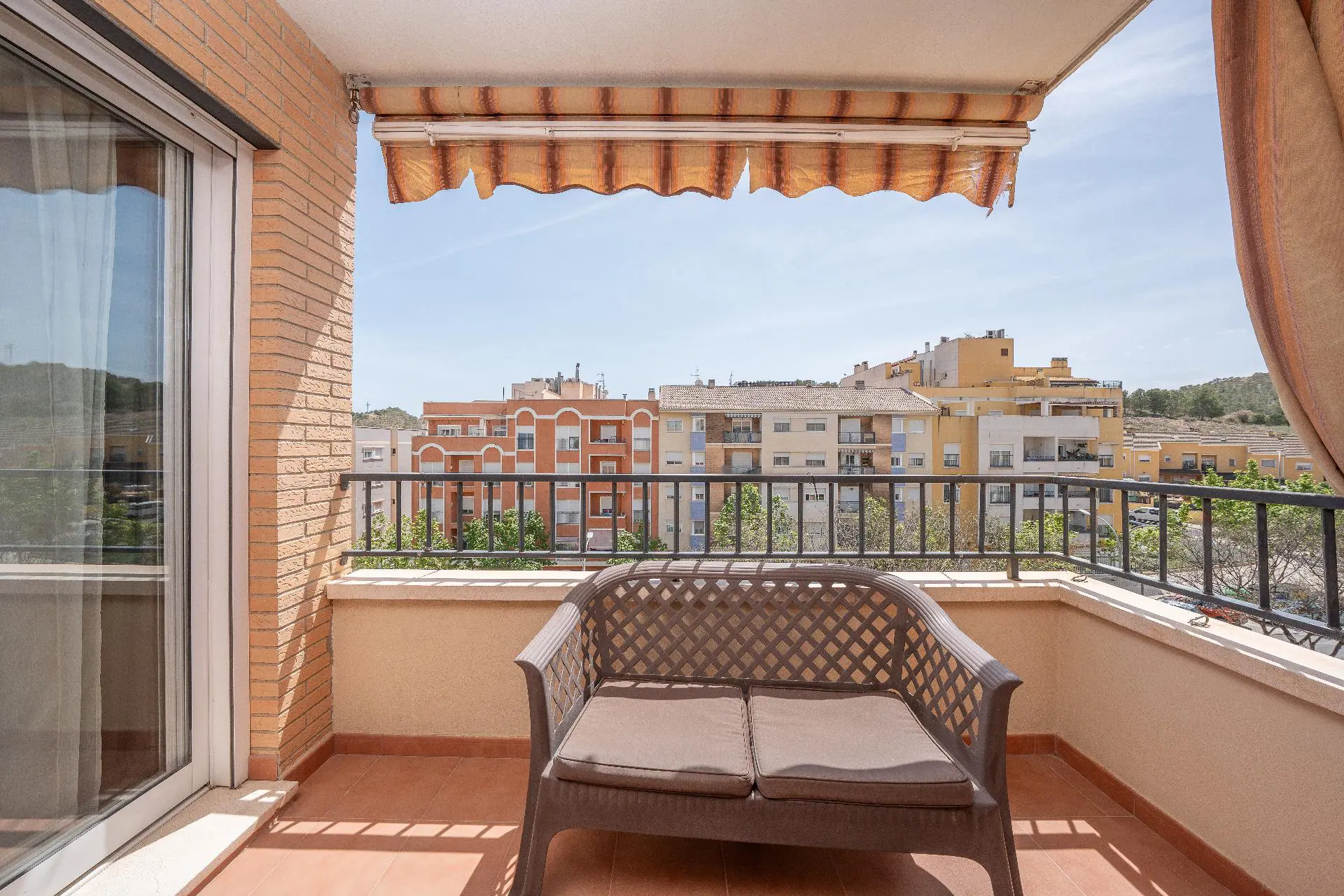 Flat Of 111 M² In Aspe, Spain