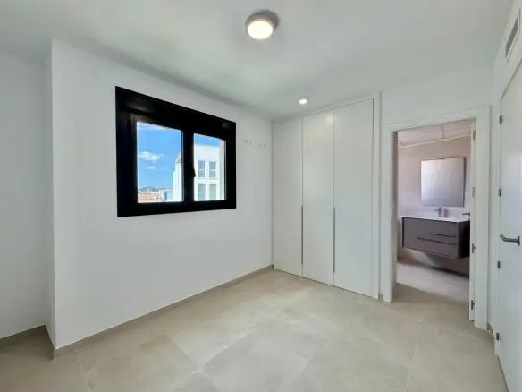Apartment Of 120 M² In Alicante, Spain