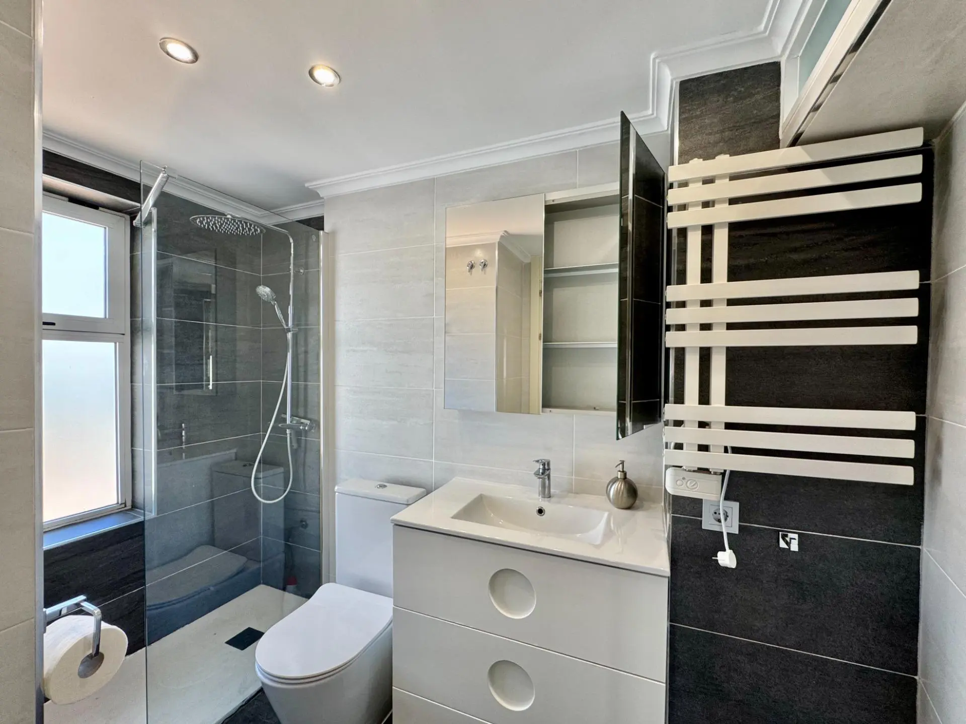 Apartment Of 89 M² With Features In Orihuela Costa, Spain