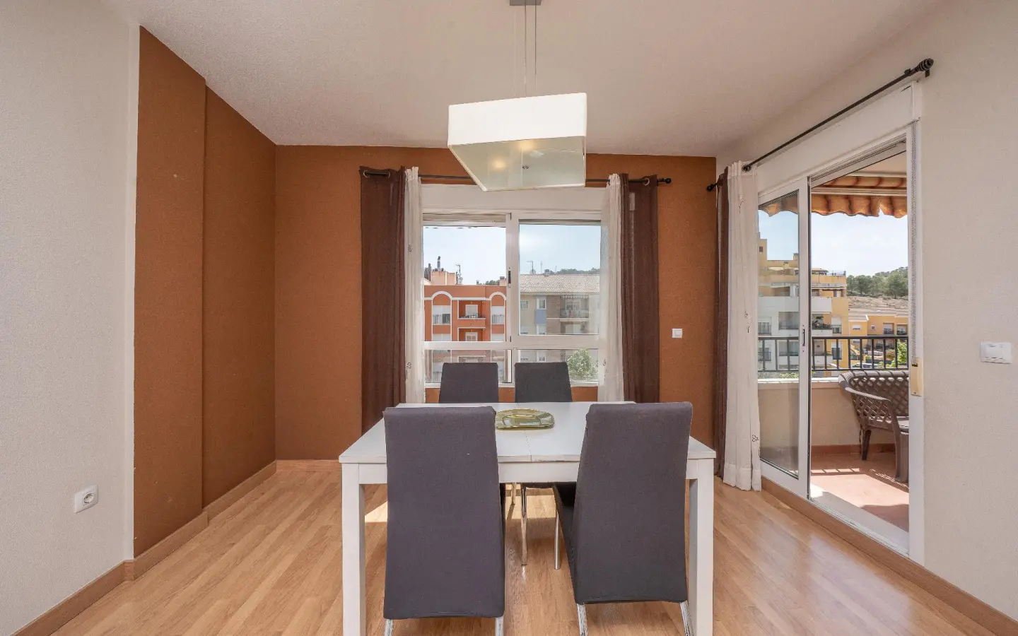 Flat Of 111 M² In Aspe, Spain