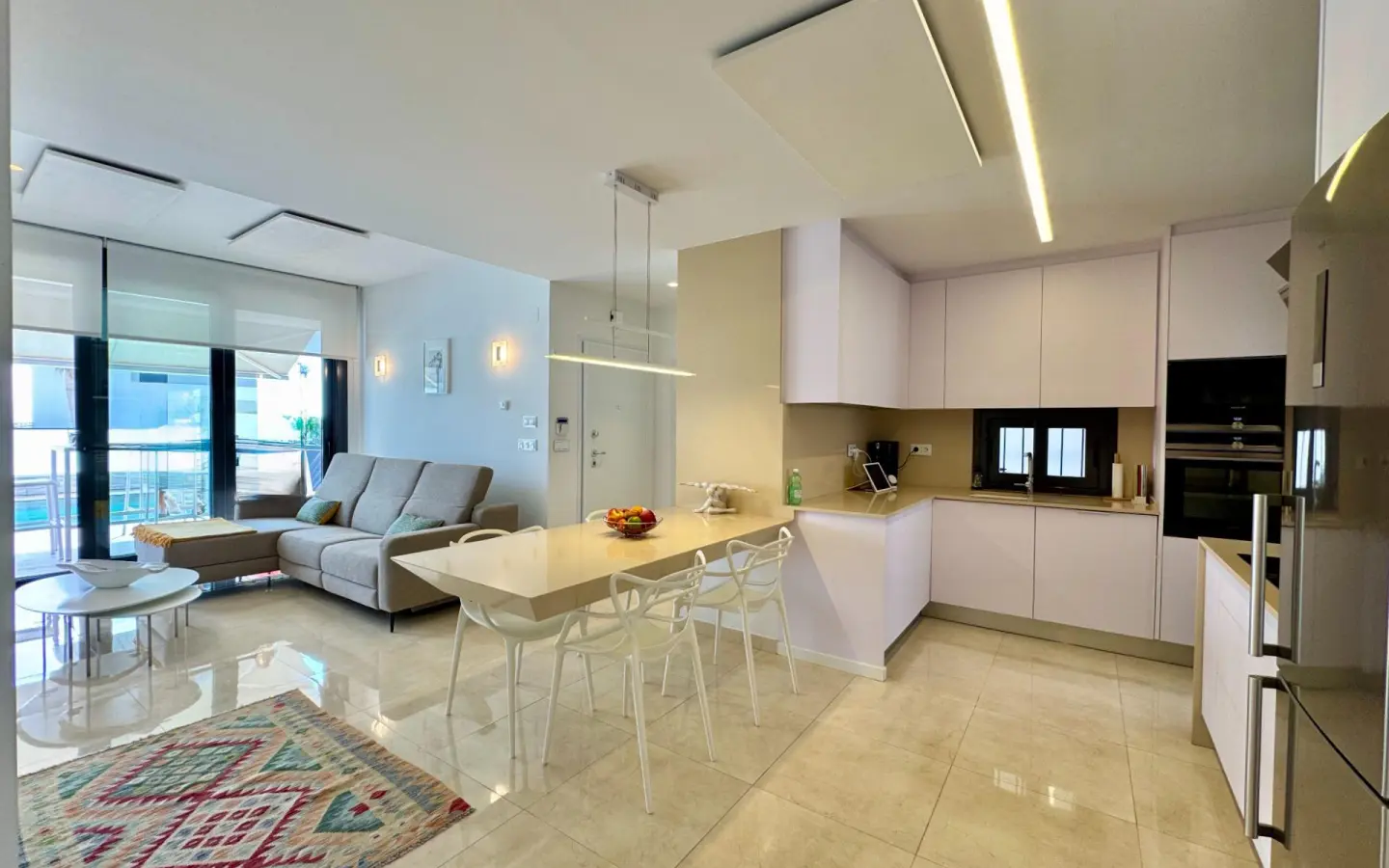 Villa Of 92 M² In San Miguel De Salinas