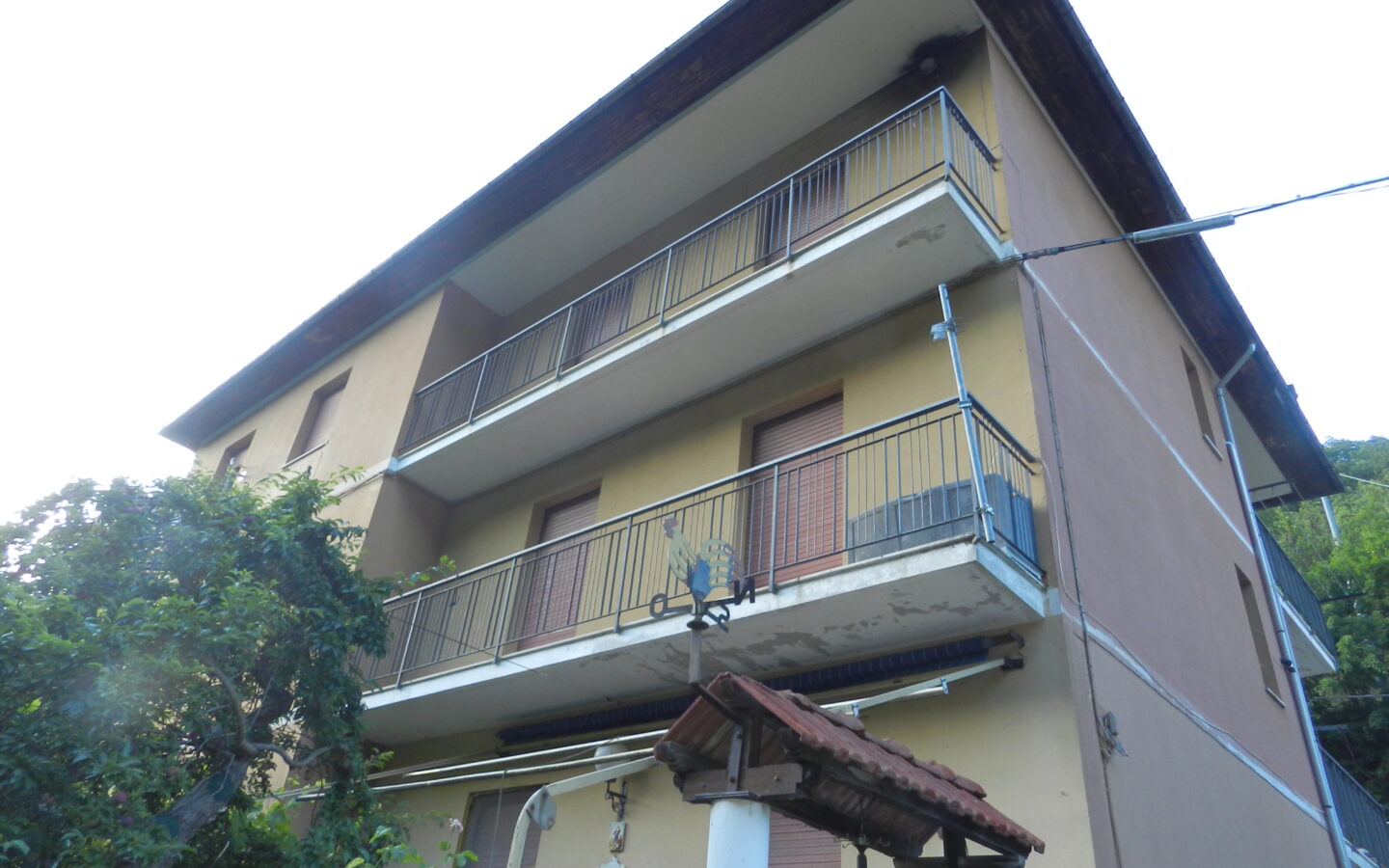 Apartment Of 49 M² With Balcony In Valbrevenna