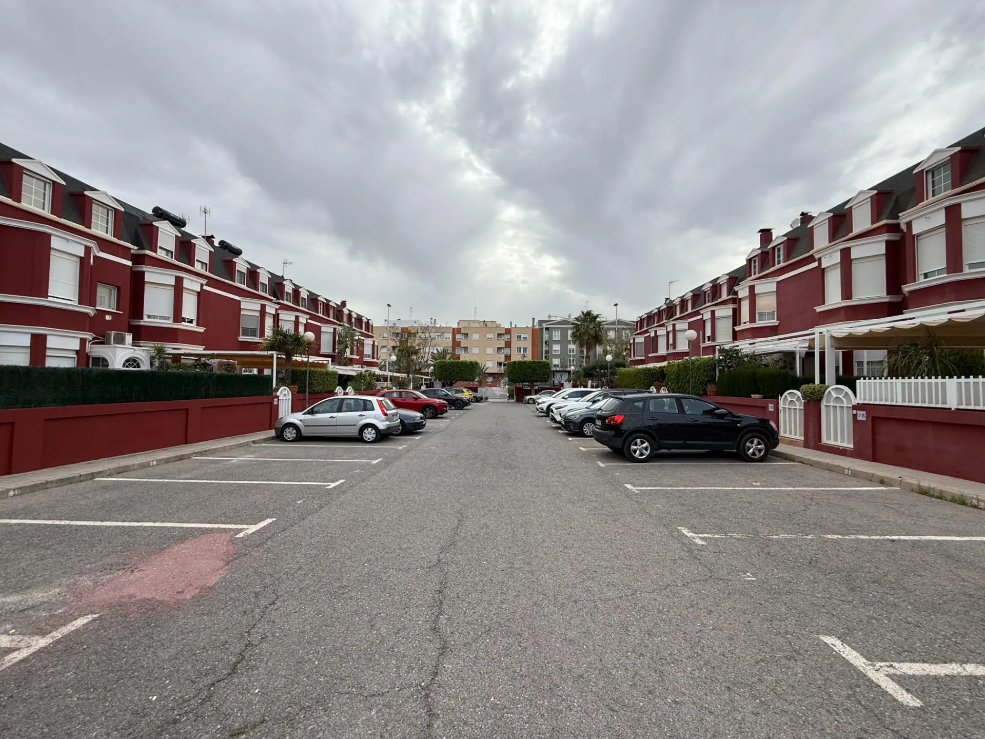 Semi-detached House Of 342 M² In Elche, Spain