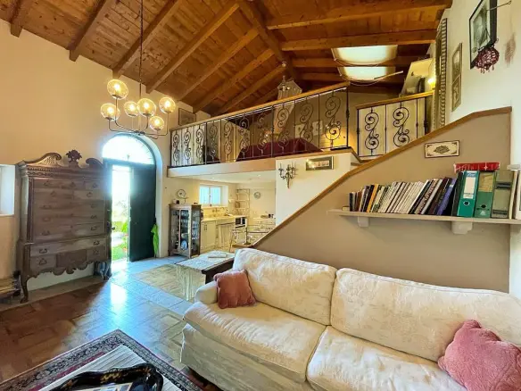 Complex Of 485 M² In Corfu