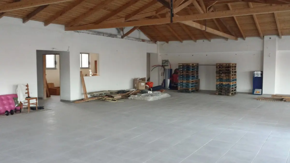 Business Of 1100 M² In Zante