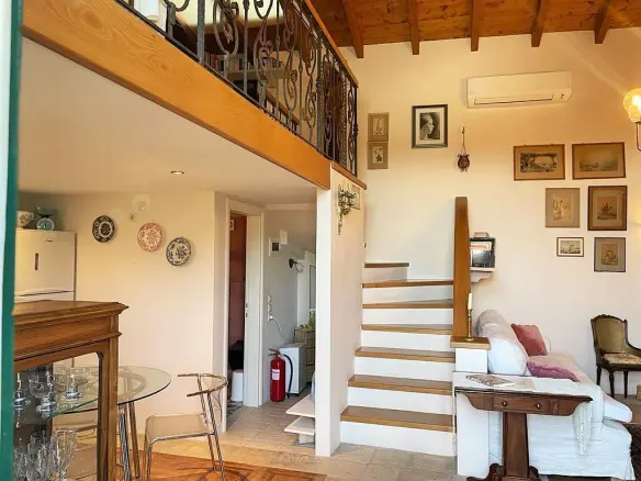 Complex Of 485 M² In Corfu