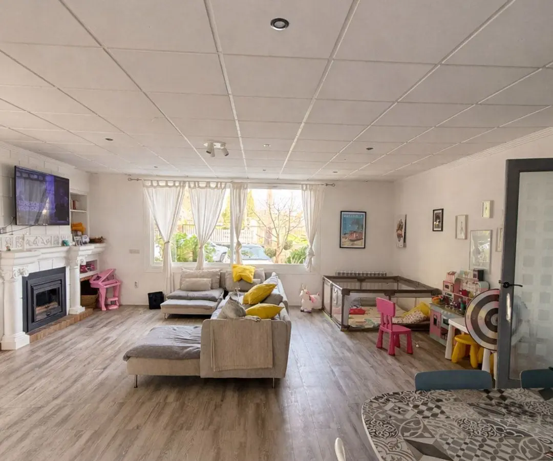 6-bedroom Villa In Inca, Spain (450 M²)