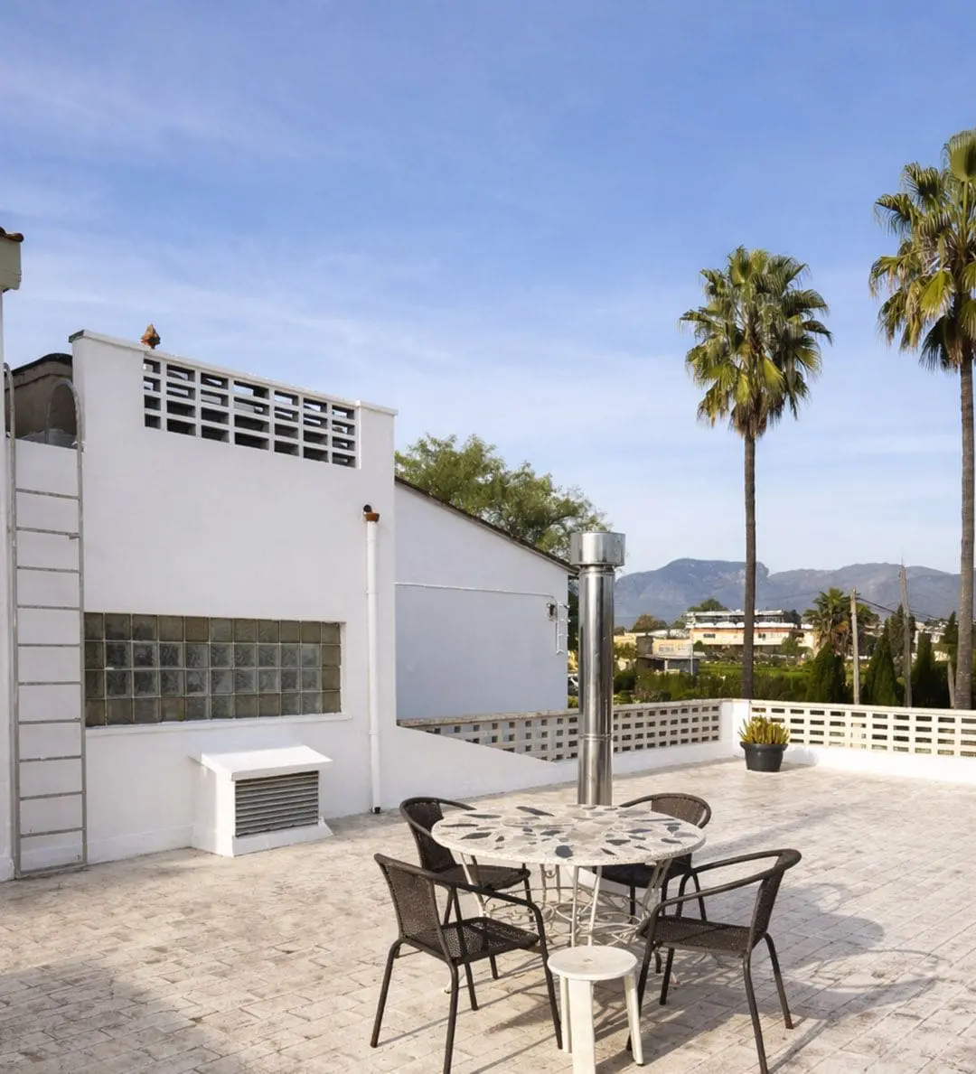 6-bedroom Villa In Inca, Spain (450 M²)