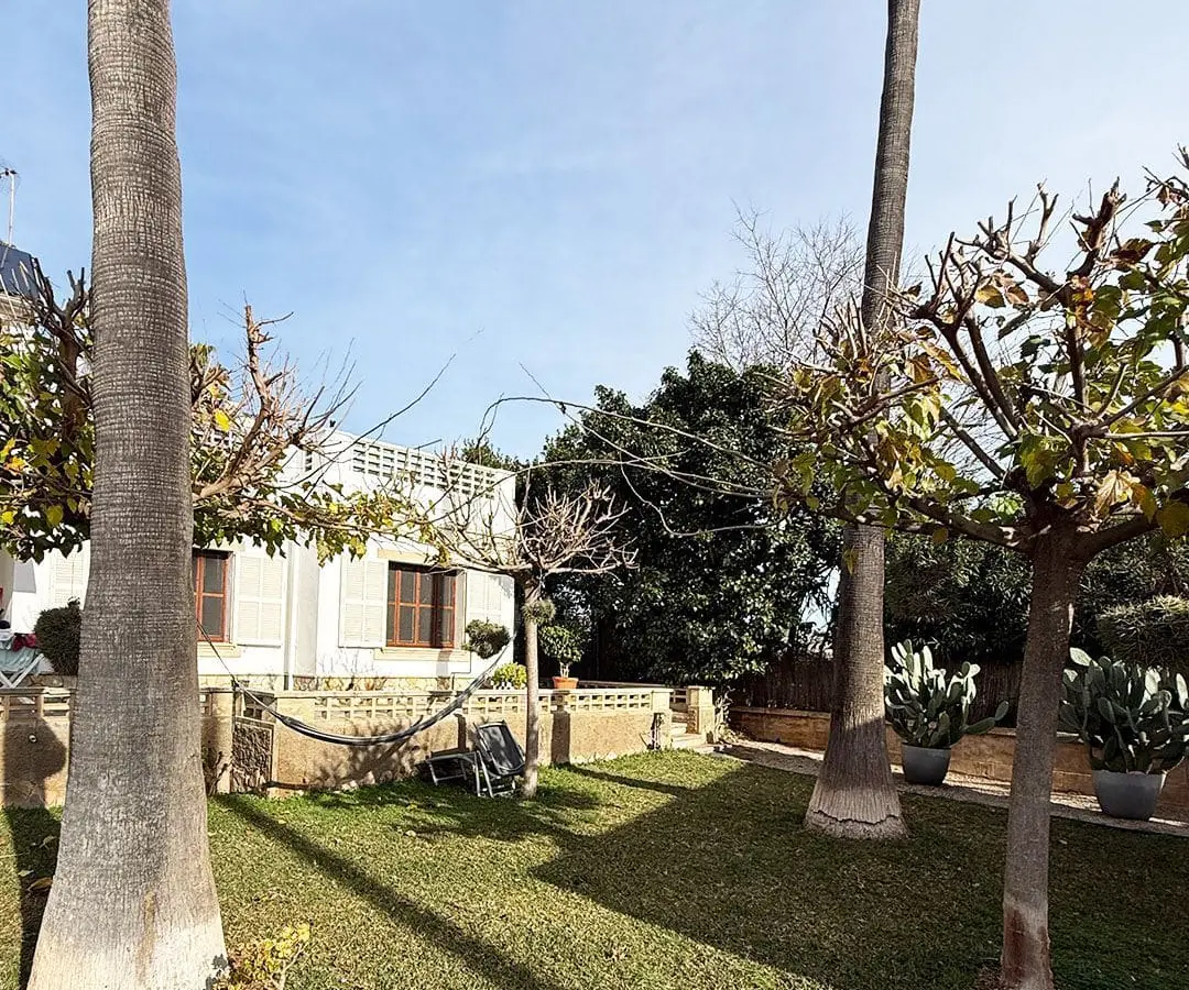 6-bedroom Villa In Inca, Spain (450 M²)