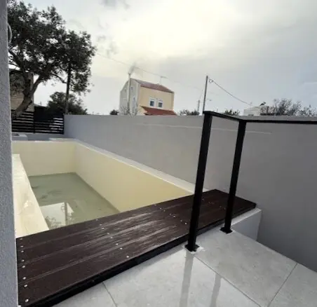 House Of 100 M² In Attica