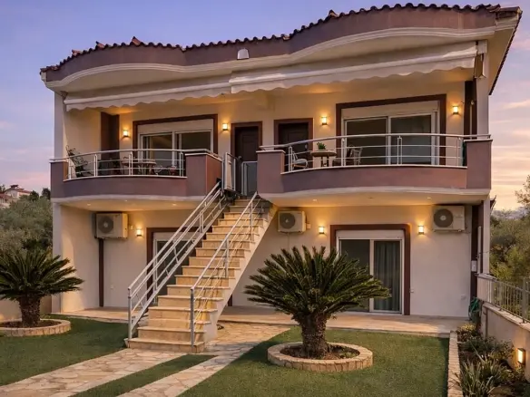 Maisonette Of 220 M² In Euboea