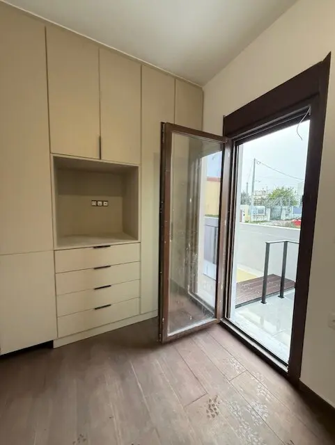 House Of 100 M² In Attica