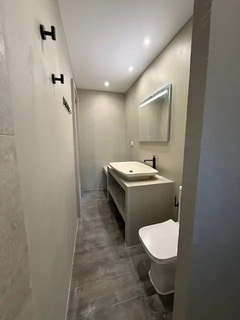 House Of 100 M² In Attica
