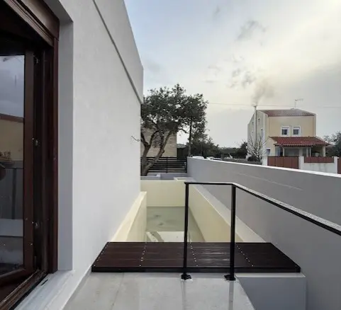 House Of 100 M² In Attica