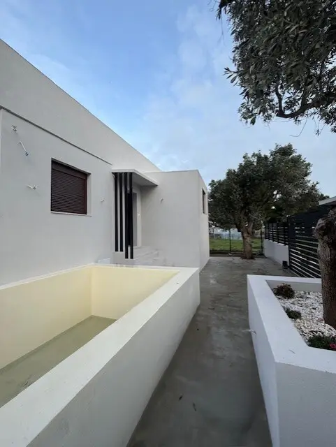 House Of 100 M² In Attica