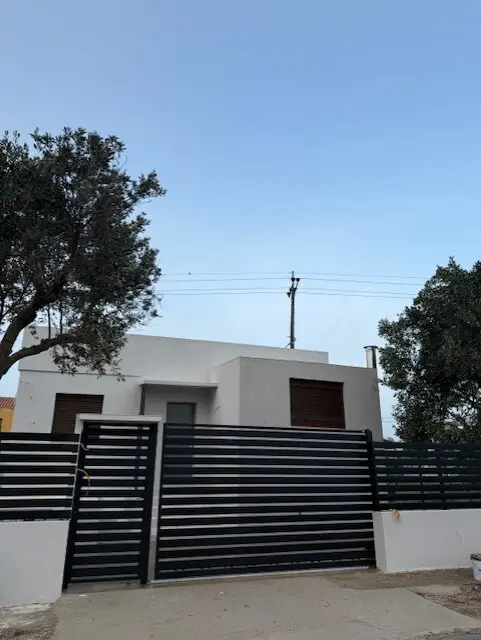 House Of 100 M² In Attica