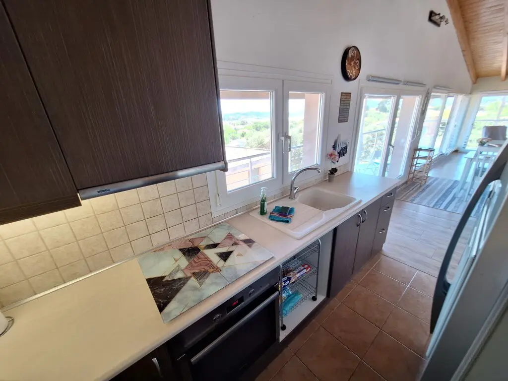 Flat Of 100 M² In Corfu