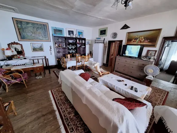 Detached House Of 205 M² In Corfu