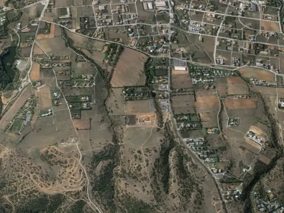 Land Of 8248 M² In The Suburbs Of Thessaloniki