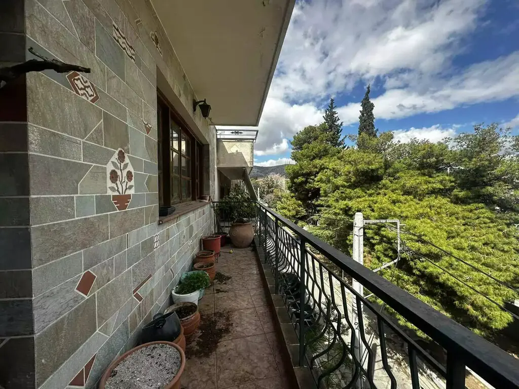 Flat Of 167 M² In Athens