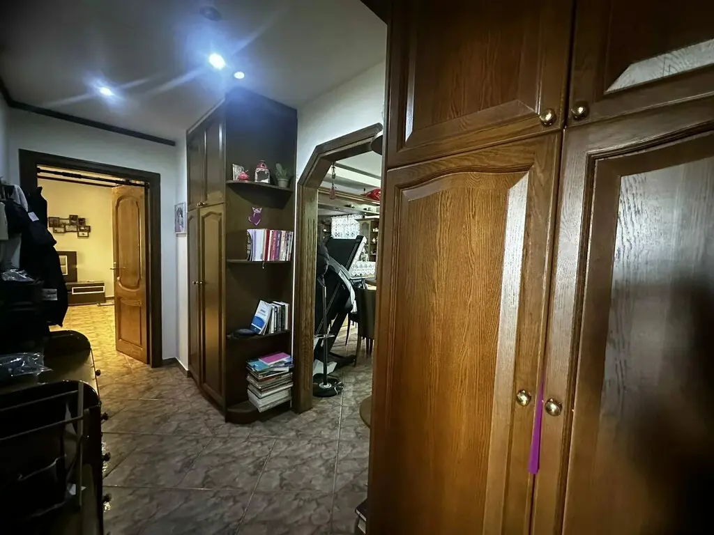 Flat Of 167 M² In Athens