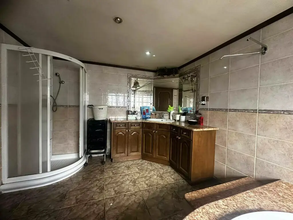 Flat Of 167 M² In Athens