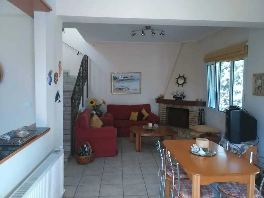 Detached House Of 145 M² With Island Features In Euboea