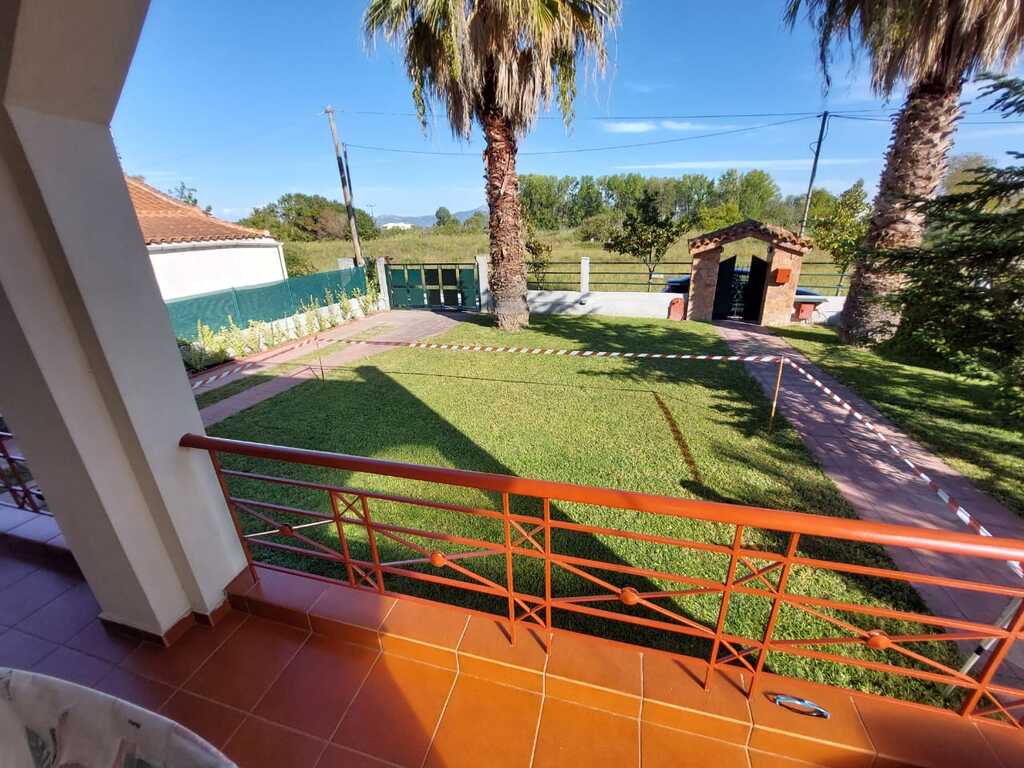 Detached House Of 145 M² With Island Features In Euboea