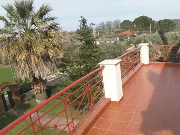 Detached House Of 145 M² With Island Features In Euboea
