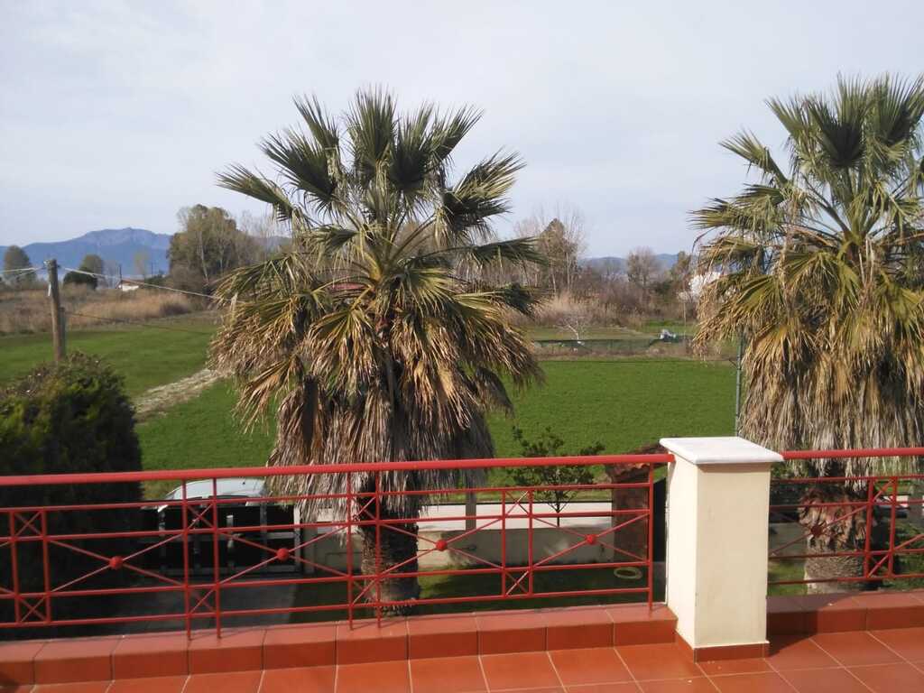 Detached House Of 145 M² With Island Features In Euboea
