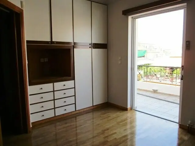 Flat Of 120 M² In Athens