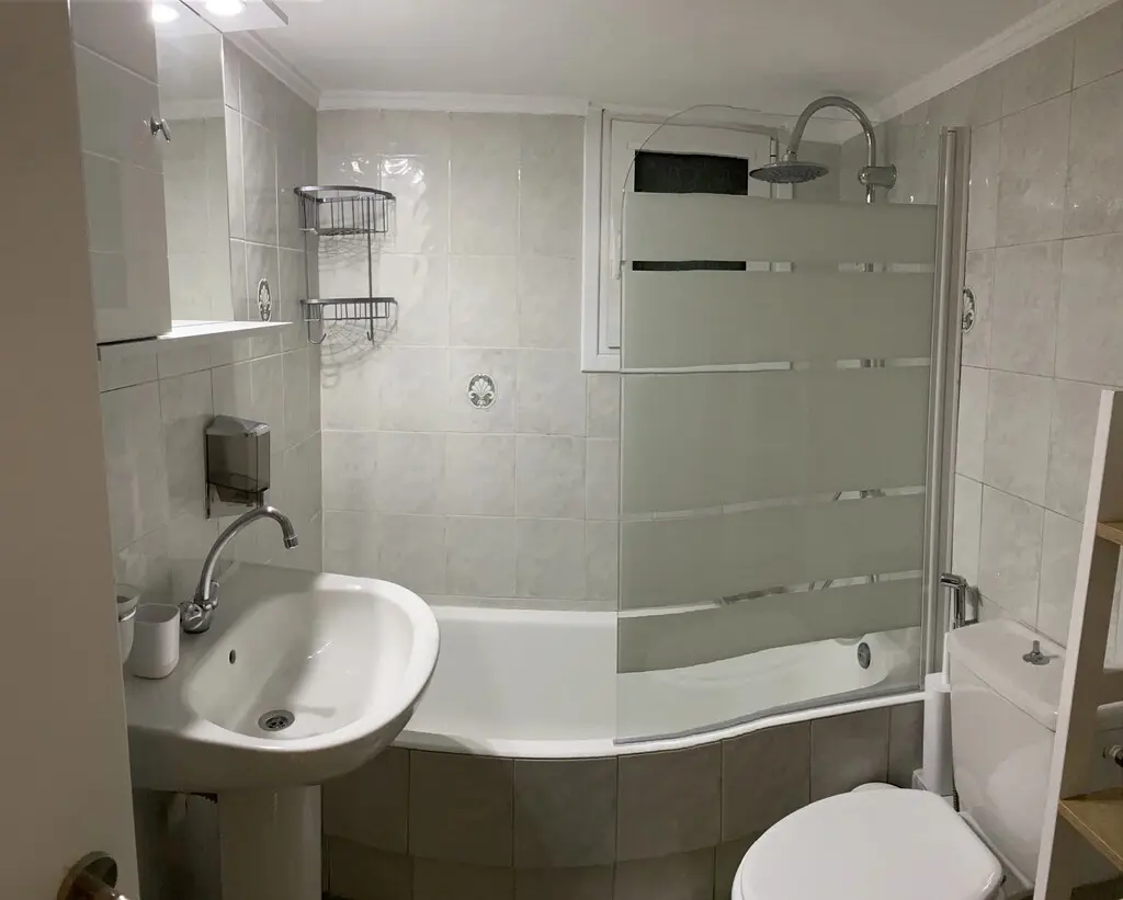 Flat Of 67 M² In Athens