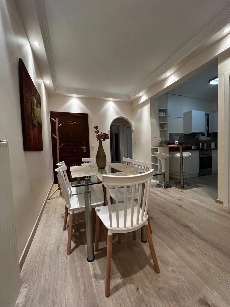 Flat Of 67 M² In Athens