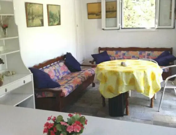 Detached House Of 85 M² In Athens