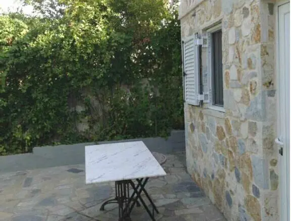 Detached House Of 85 M² In Athens